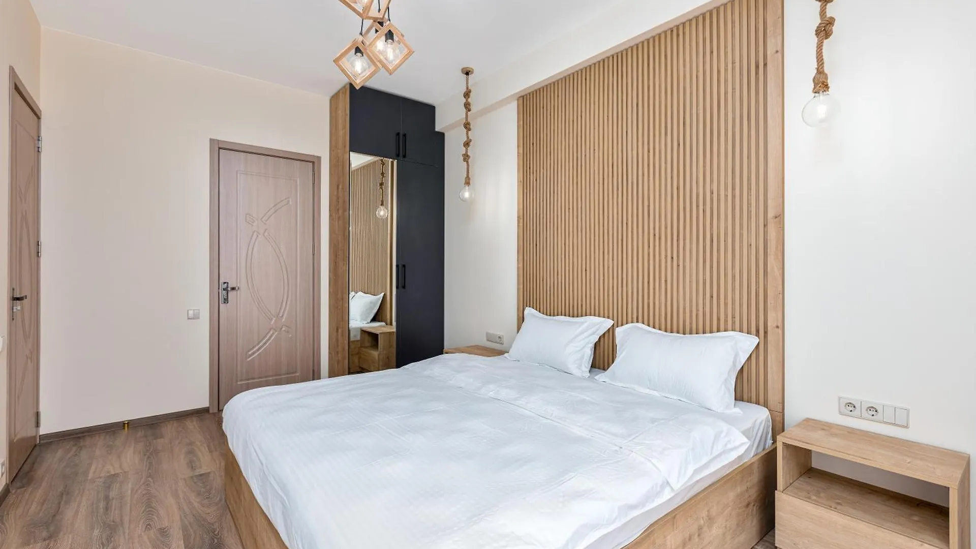טביליסי Hilton And Blox Apartment גאורגיה