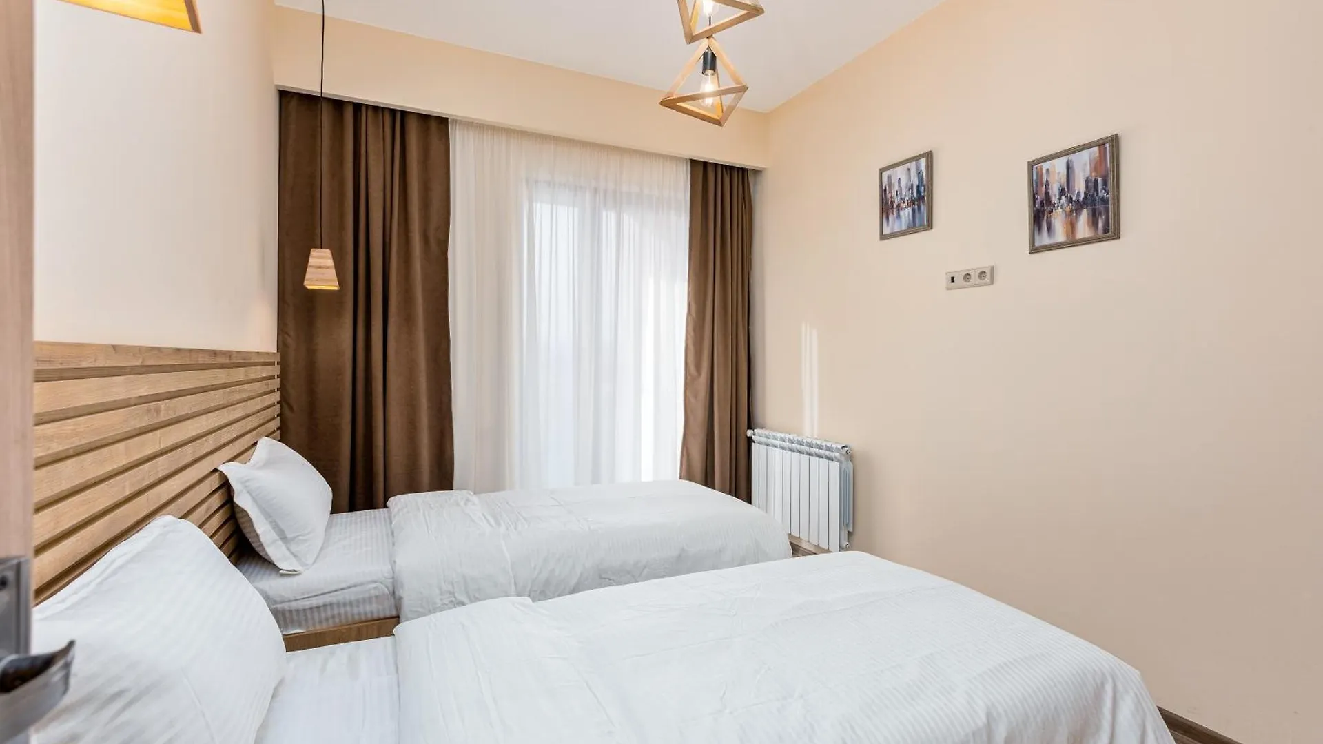 טביליסי Hilton And Blox Apartment