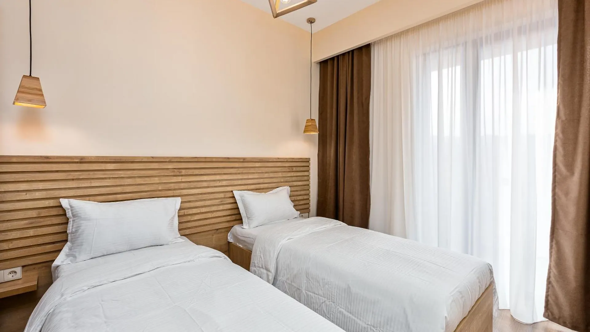 טביליסי Hilton And Blox Apartment